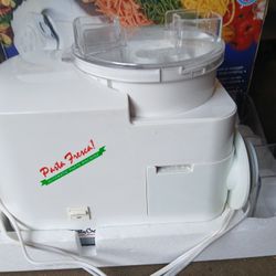 Betty Crocker Pasta Maker