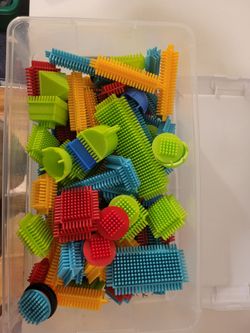 Bristle STEM Toy