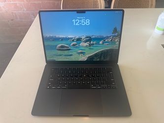 MacBook Air M3 8rm 256gb