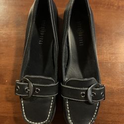 Studio Works  Soft Leather Loafers Women’s Size 6