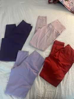 Aritzia leggings and Shirts