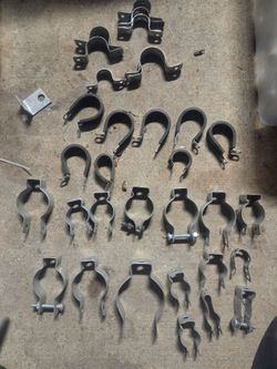 Mixed Lot of Metal Pipe Clamps and Brackets