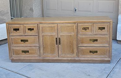 Vintage Stanley Dresser 