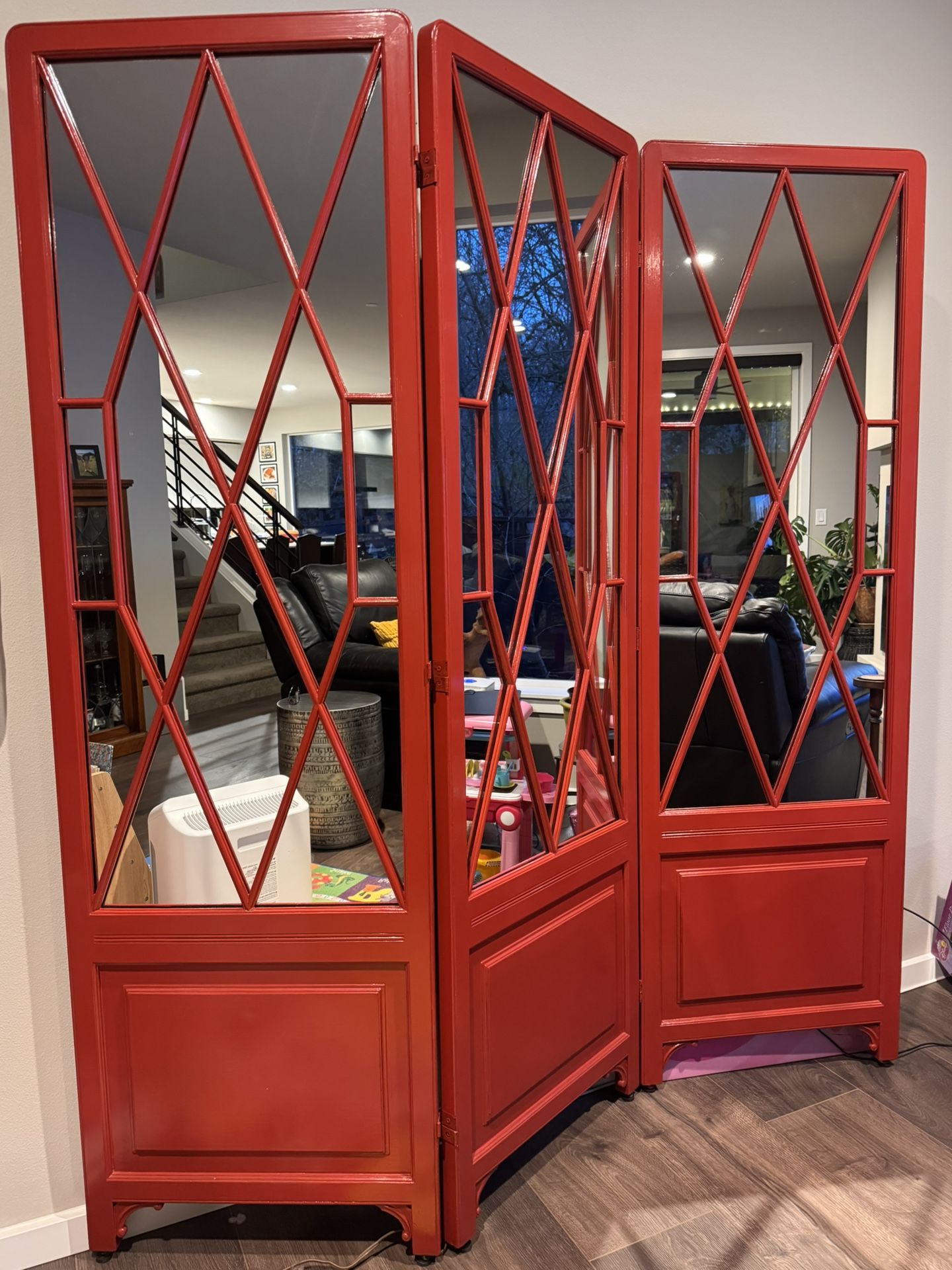 3 Paneled Mirrored Screen