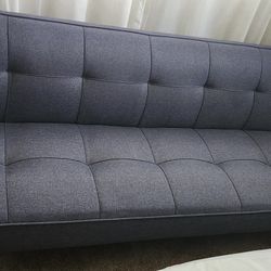Modern Gray Futon Sofa – Clean & Stylish 