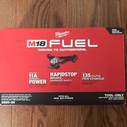 Milwaukee Fuel M18 4-1/2”/5 Grinder paddle switch no lock