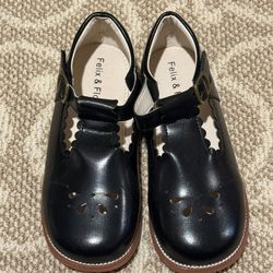 Felix & Flora Mary Jane's