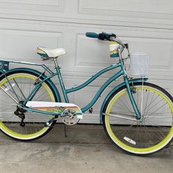 Fully Loaded 7 Speed Huffy Southwind Beach Cruiser Bike