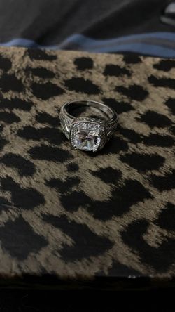 Ring sterling silver size 7 brand new