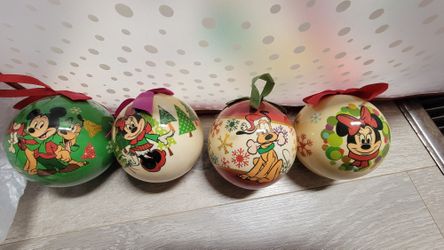 Disney Mickey Mouse Ornament Set