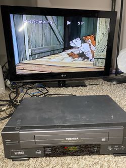 Toshiba W512 Hi-Fi Stereo VHS VCR Player With Cables No Remote Tested & Working
