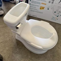 Toddler toilet with flushing sounds