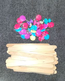 45 Popsicle Sticks & 35 Push Pin Tacks