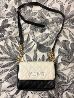 guess crossbody purse