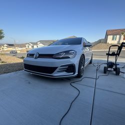 2019 Volkswagen GTI