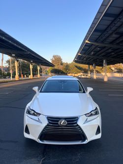 2019 Lexus IS