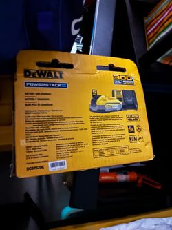 Dewalt power stack battery and charger