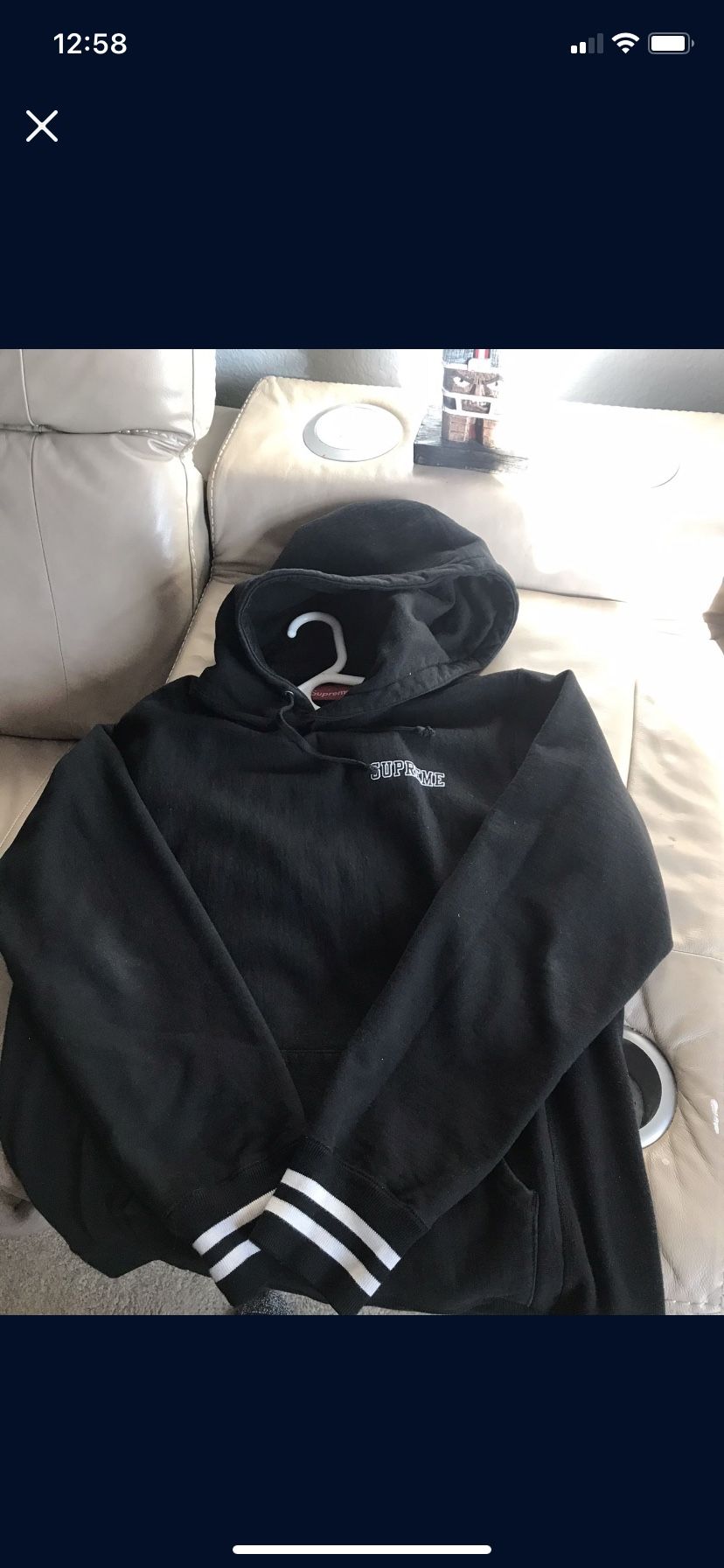 Supreme hoodie