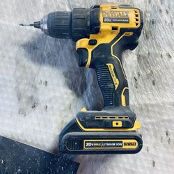 Dewalt Drill with battery 