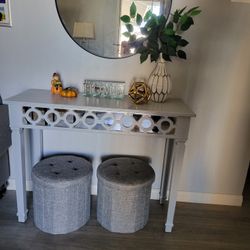 Console Table Silver And Mirrow Accents 