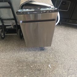 New 18" Ge Dishwasher 