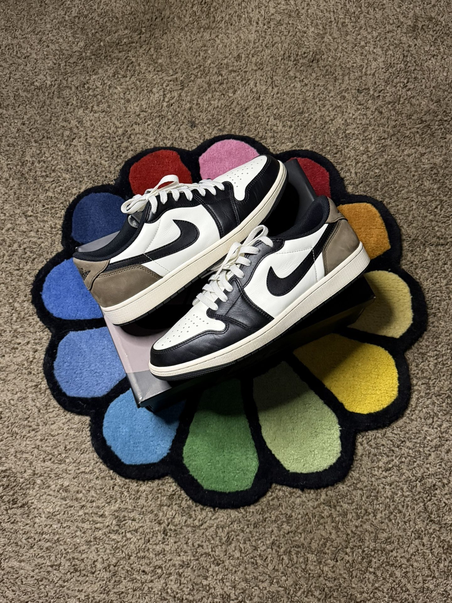 Air Jordan 1 Low Mocha