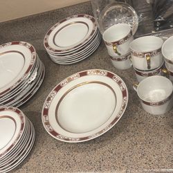 Floyd Fleur Orientale 38 Piece Dish Set