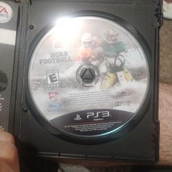 NCAA Football 13