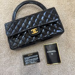 Chanel Kelly Top Handle