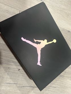 Woman Jordan shoes