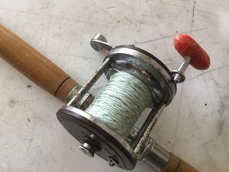 Saltwater/Catfish Rod& Reel, Roller Rod, Penn Jigmaster 500 Reel New 30 lb.  Braid. This Is For Heavy Fishing. for Sale in Phoenix, AZ - OfferUp