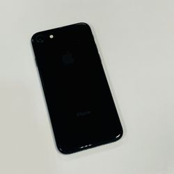 IPhone 8 64GB Fully unlocked 