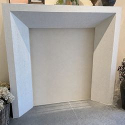 Concrete Mantle Surround