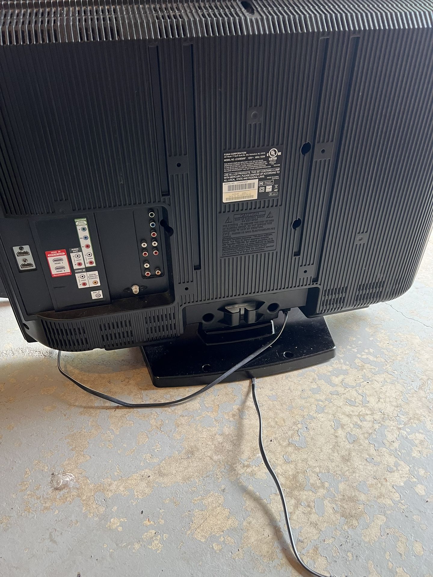 32” Flat Screen Television
