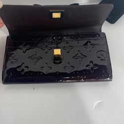 Louis Vuitton Wallet for Sale in Houston, TX - OfferUp