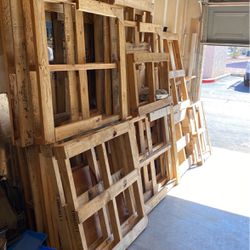 Free Pallets Good Condition  