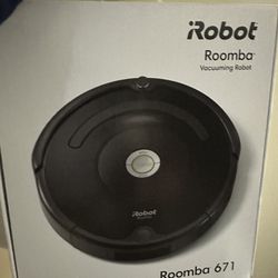 iRobot Roomba Vacuuming Robot 671