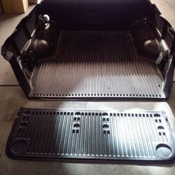 Brand New 2023 Ford Ranger Bed Liner.