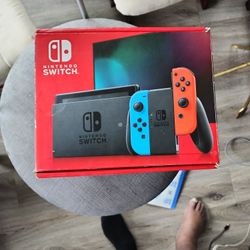 BRAND NEW NINTENDO SWITCH (HAC-001)