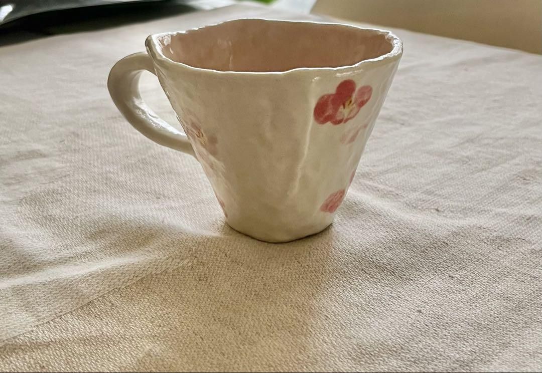 Second-hand cups