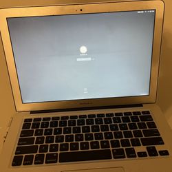 MacBook  Air 