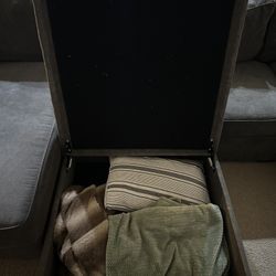 Grey Sectional Couch With Ottoman 