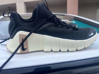 Nike Free Metcon 6 Black Coconut Milk Gum