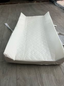 Changing pad