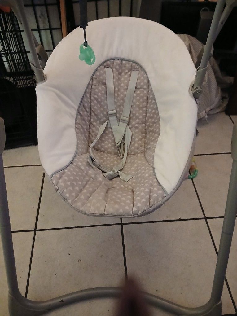 Baby swings