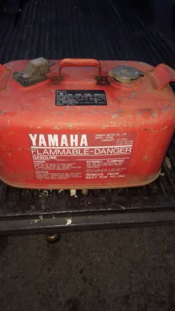 Gasoline container