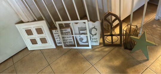 Small decor 5.00 each
