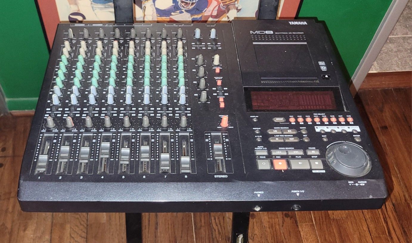 YAMAHA MD8 MULTITRACK RECORDER
