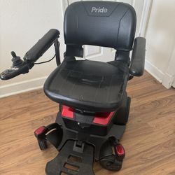 Electric Wheelchair (Pride Go-Chair Compact Power Chair)