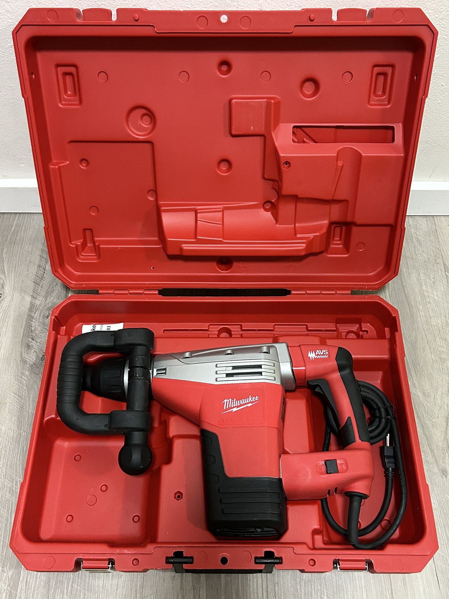 Milwaukee SDS-MAX Demolition Hammer